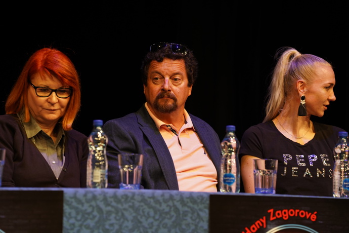 Jak nám prozradili v Divadle Kalich, Michala Viewegha námět muzikálu zaujal a společně se spisovatelkou Uljanou Donátovou se pustili do tvorby příběhu.