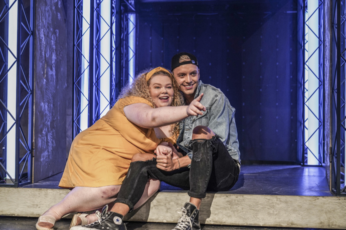 Anna Vopletalová je nadějí české muzikálové scény. Na snímku se zpěvákem Richardem Pekárkem.