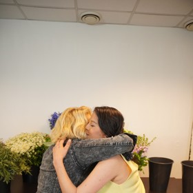 Moderátorka Miluše Bittnerová byla její prací a jejím životním příběhem dojatá.