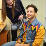 Pro Milana Peroutku je to další hezká role v Divadle Kalich. Účinkuje zde už v legendárním muzikálu Vlasy...