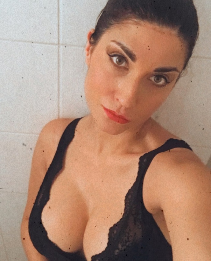 Michaela si díky divadlu užije krajek dosytosti, v soukromí je proto nosí jen při výjimečných příležitostech.