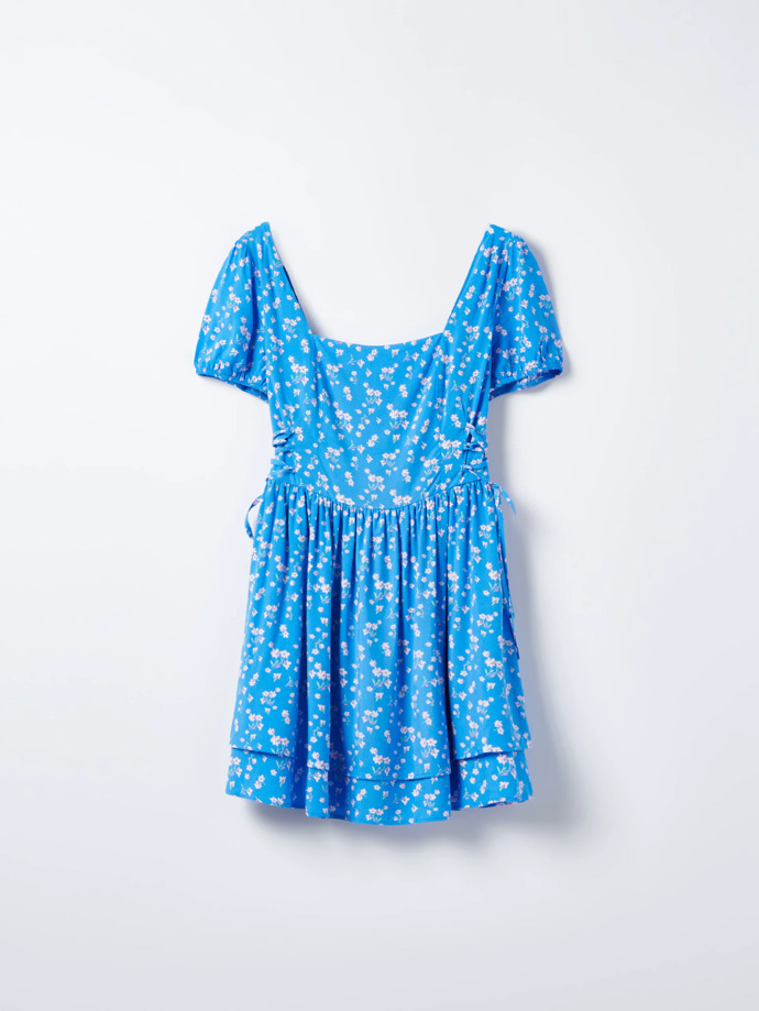 Modré šaty s květinovým vzorem. MOHITO, 999 Kč