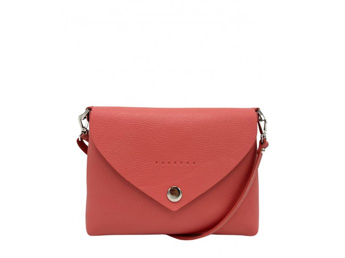 Lososová kožená crossbody kabelka z kvalitní pevné oboustranné hovězí usně. Facebag, 2690 Kč