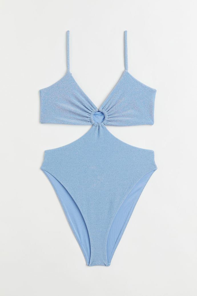 Bleděmodré třpytivé jednodílné plavky. H&M, 599 Kč