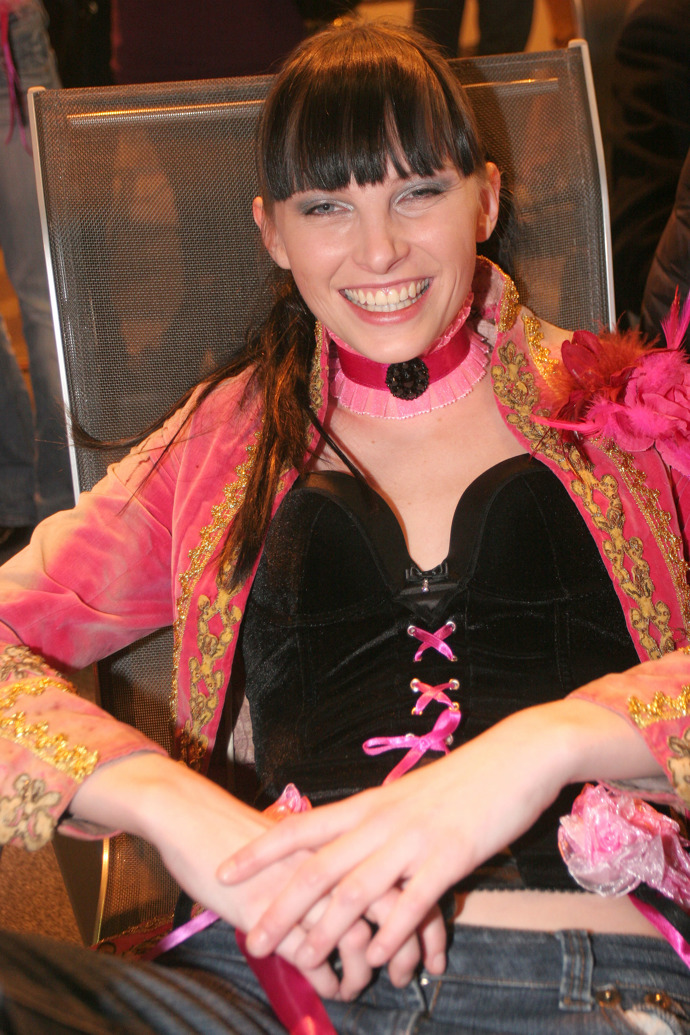 Takto si Ivu Frühlingovou všichni pamatujeme. S černou ofinkou, širokým úsměvem a pomněnkově modrýma očima. 