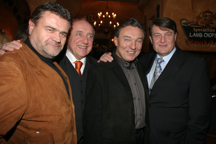 Zleva: Karel Svoboda, Felix Slováček, Karel Gott, Ladislav Štaidl.