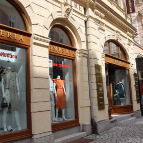 Stačí projít Mlýnskou, Tržní a Vřídelní kolonádu 