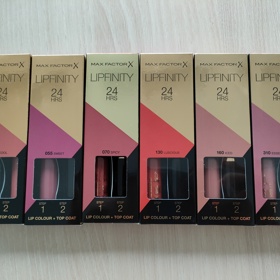 Dlouhotrvající rtěnka s balzámem pro perfektní nalíčení rtů až po dobu 24 hodin. MAX FACTOR, 154 Kč