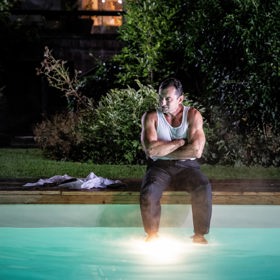 Ondřej Vetchý hraje v Bábovkách ministra školství Vladimíra Bláhu.