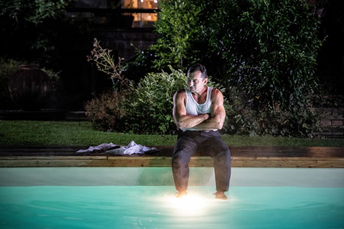 Ondřej Vetchý hraje v Bábovkách ministra školství Vladimíra Bláhu.