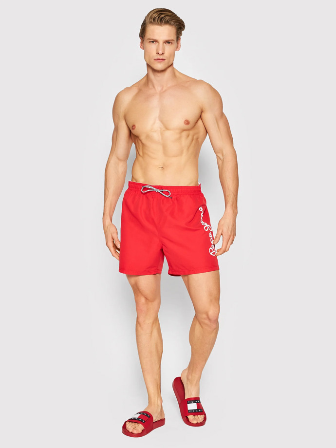 Červené plavecké šortky. PEPE JEANS, 838 Kč