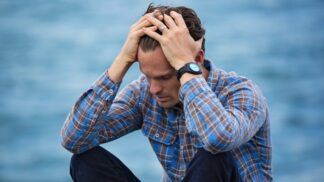 David (27): Rodiče o mě nejeví zájem celý život. Teď kašlou i na vnučku