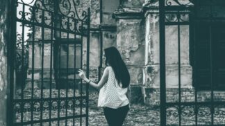 Gita (25): Zjevila se mi duše stařenky, kterou jsem malovala na hřbitově