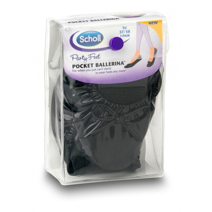 Praktické černé baleríny, jež se vám hravě vejdou i do menší kabelky. Scholl, 399 Kč