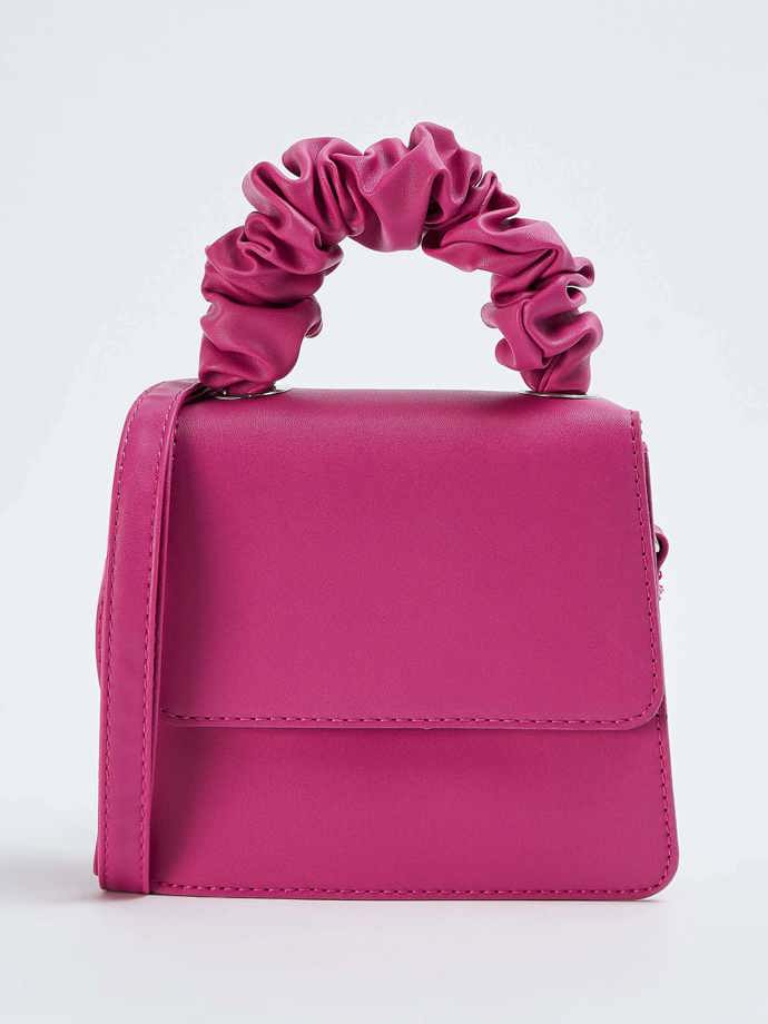 Malá kabelka s nařaseným uchem. Terranova, 299 Kč