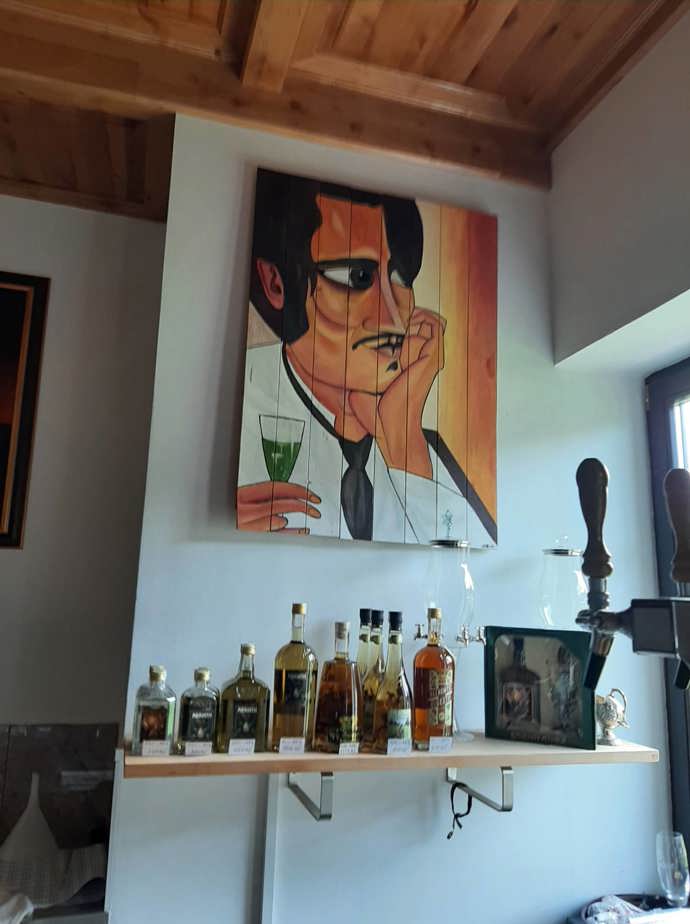Johnny Depp dodnes žije ve vzpomínkách lokálního výrobce absinthu ve vesnici Bělá pod Pradědem.