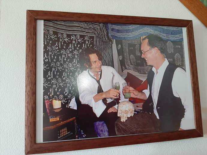 Johnny Depp natáčel v roce 2000 v České republice film Z pekla.
