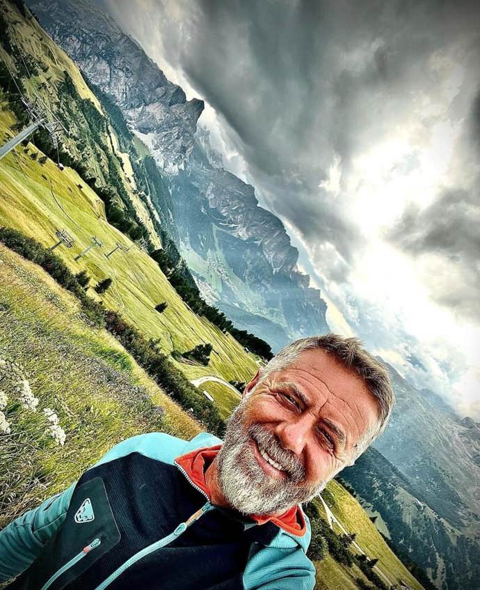 Italské Dolomity má Jiří Langmajer rád. Není divu, že se o ně chce podělit také se svou ženou Adélou.