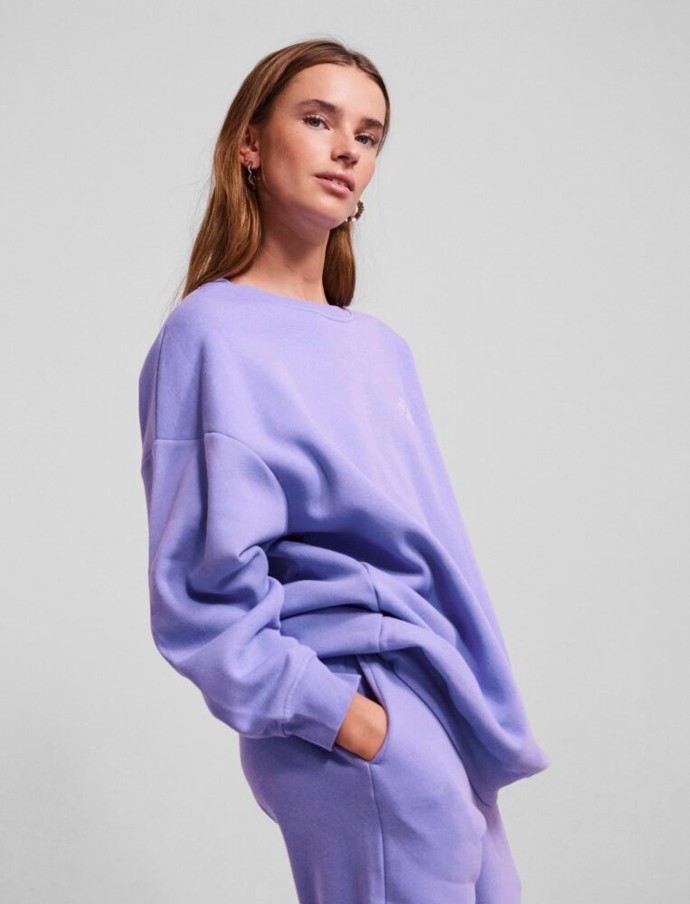 Fialová oversized mikina. Pieces, ZOOT, 535 Kč