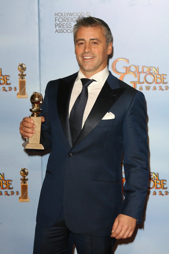 Matt LeBlanc slaví 25. července 2022 už 55. narozeniny. Díky seriálu Přátelé se stal jednou z nejznámějších tváří showbyznysu. Za seriál Epizody navíc získal Zlatý globus.