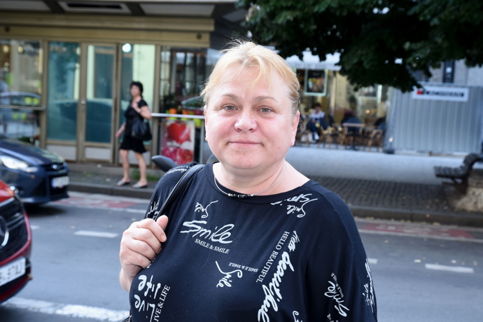 Pavla Tomicová v době, kdy ji trápila kila navíc. Rozdíl ve tváři je markantní.