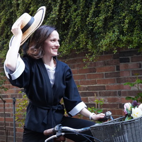 Aktuálně čeká Petru Bučkovou obarvení na blond. Dokážete si ji tak představit?