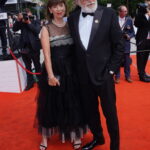 Jiří Bartoška s manželkou Andreou opět dokázali, že jsou sladěni nejen v názorech, ale také v šatníku. Andrea šaty doplnila šperky od ALO Diamonds v hodnotě přibližně jednoho milionu korun.