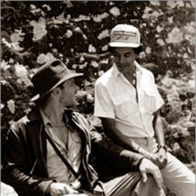 Řada Fanoušků ale nedá dopustit na Indiana Jonese, slavného archeologa s tváří Harrisona Forda.