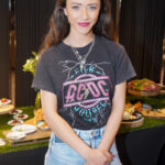 Eva Burešová říká, že všechny kapely, které nosí na prsou, také poslouchá.