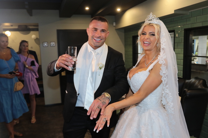 Novomanželé Vémolovi