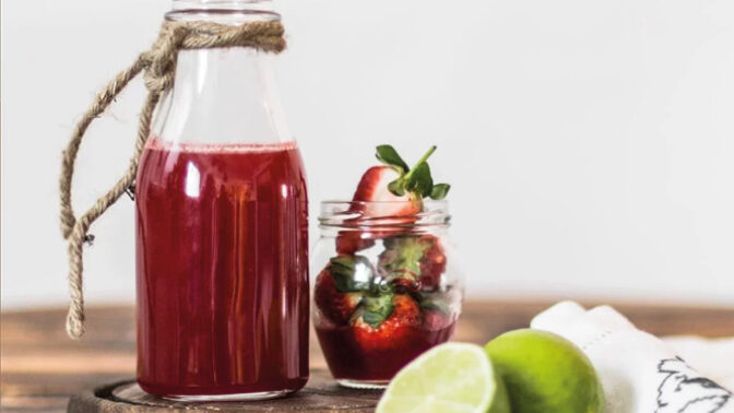 Sirupy. Víte, jak připravíte snadno a rychle ty nejlepší domácí?