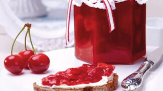 Víte, jaké jsou nejnovější trendy v přípravě domácích džemů a marmelád? Z čeho se vyrábějí a co se do nich může přidat?