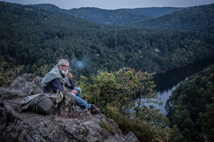 Povede se mu najít po letech to, oč jej připravil partnerský život?