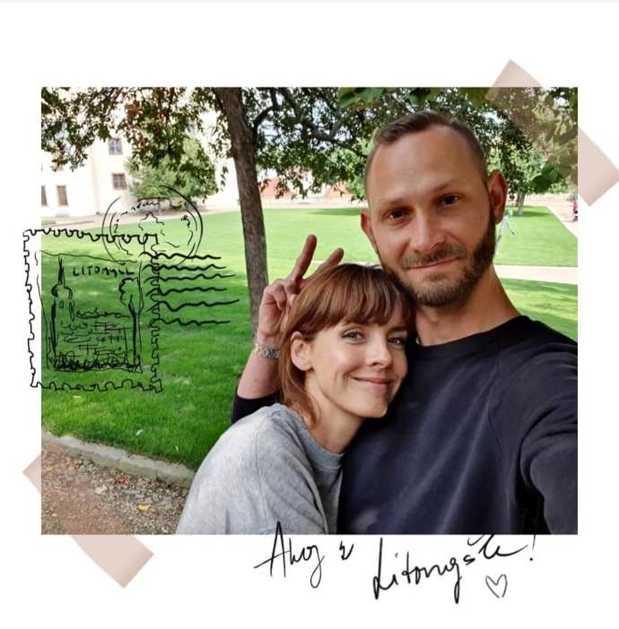 Gabriela s manželem Filipem milují čas strávený s rodinou. Brali se v roce 2016 po více než tříleté známosti. „My jsme se skutečně našli. Patříme k sobě a věřím, že díky lásce, humoru a trpělivosti nám to vydrží navždy,“ nechala se slyšet Gabriela.