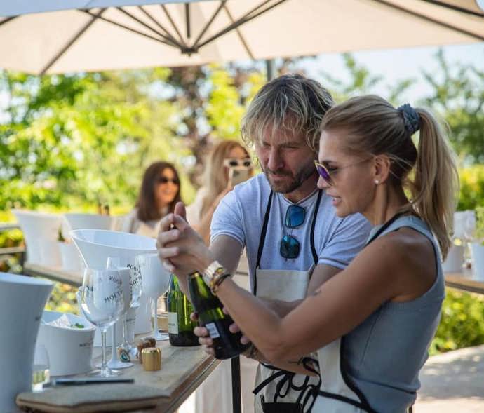 Ačkoli mají narozeniny několik měsíců po sobě, oslavu se rozhodli udělat společnou. Jak jinak než v Itálii.
