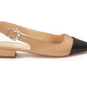 Slingback lodičky Alicia, které obouvá Kate Middleton. Camilla Elphick, 7400 Kč.