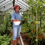 V posledních dvou letech se na svoji chalupu přestěhovala.