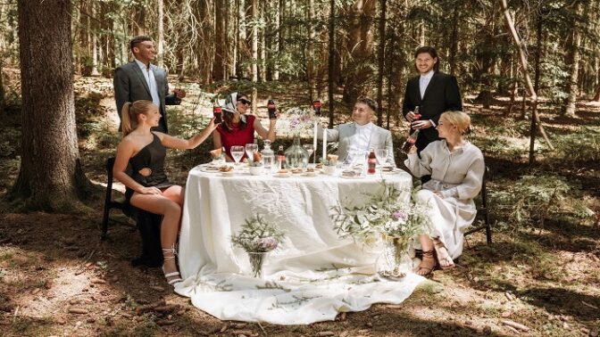 Léto patří piknikům. Zapojte se do soutěže v Coke aplikaci a uspořádejte ho na jednom z nejkouzelnějších míst v Česku!