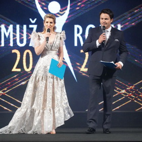 S Miroslavem Šimůnkem jsme dělali rozhovor po skončení finále soutěže Muž roku, které moderoval se svou kolegyní Lenkou Špillarovou.