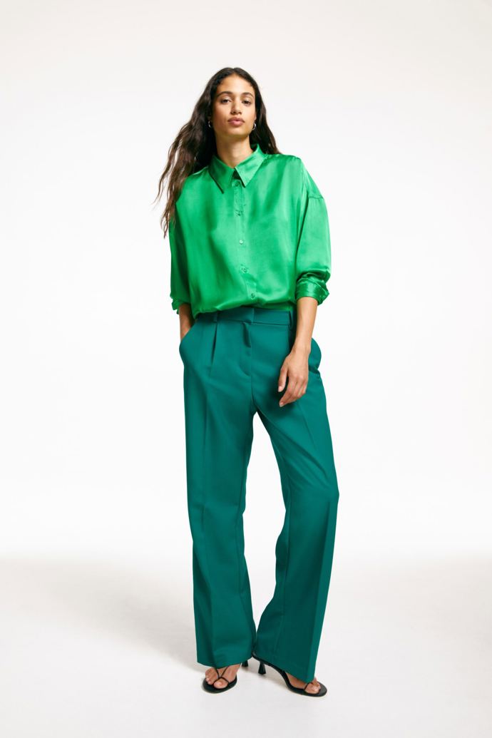 Elegantní zelené kalhoty. H&M, 799 Kč