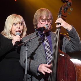 S Karel Vágnerem si Hanka střihla jeden ze svých největších hitů Hej, mistře basů.