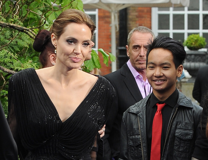 Ač by Brad ani Angelina Maddoxovi nebránili v herecké kariéře, chlapec o ni nikdy zájem neměl. Raději se pohybuje ve filmovém zákulisí.