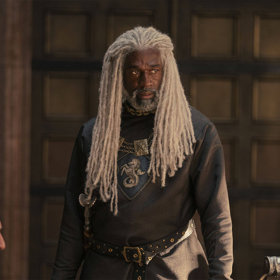 Události zachycené v Rodu draka vedou k občanské válce Targaryenů známé jako Tanec draků.