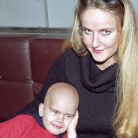 22. srpna to bylo 22 let a není dne, kdy by si Vendula na dceru Klárku nevzpomněla.