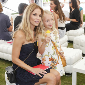 Moderátorka Petra Svoboda s dcerou Ráchel.