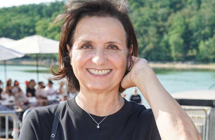 Odmítá jakékoli kosmetické úpravy.