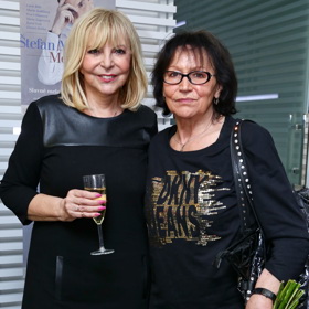 Hana Zagorová s další velikánkou české popmusic Martou Kubišovou