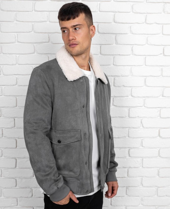 Šedý bomber s kožešinovým límcem. Stylovej, 1399 Kč