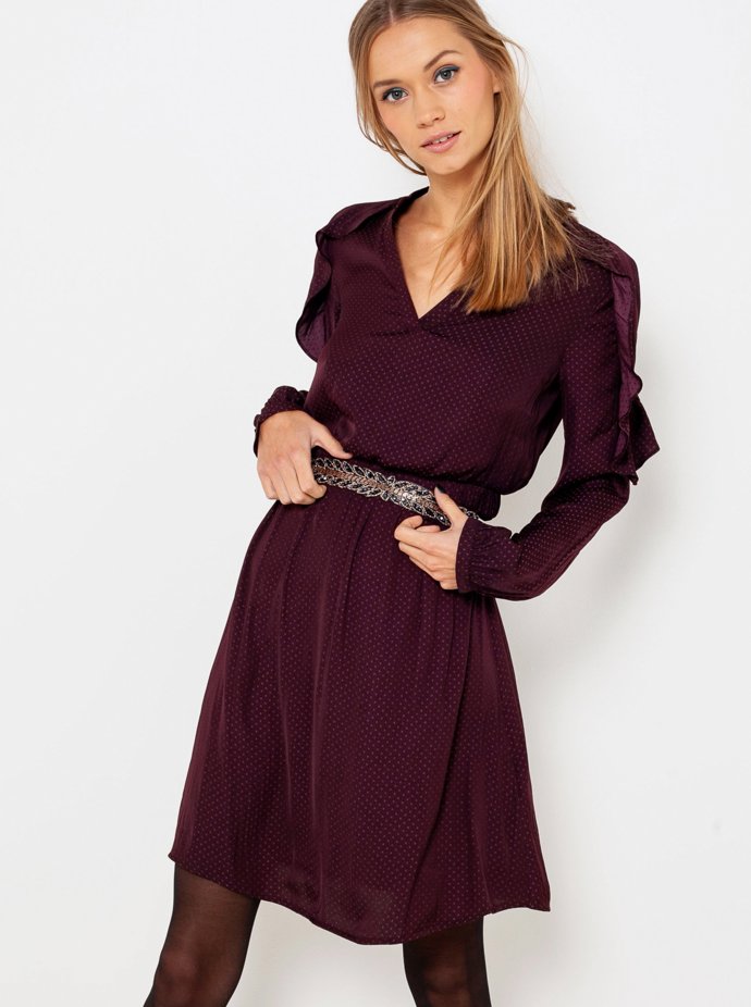 Vínové puntíkaté šaty. CAMAÏEU, 699 Kč