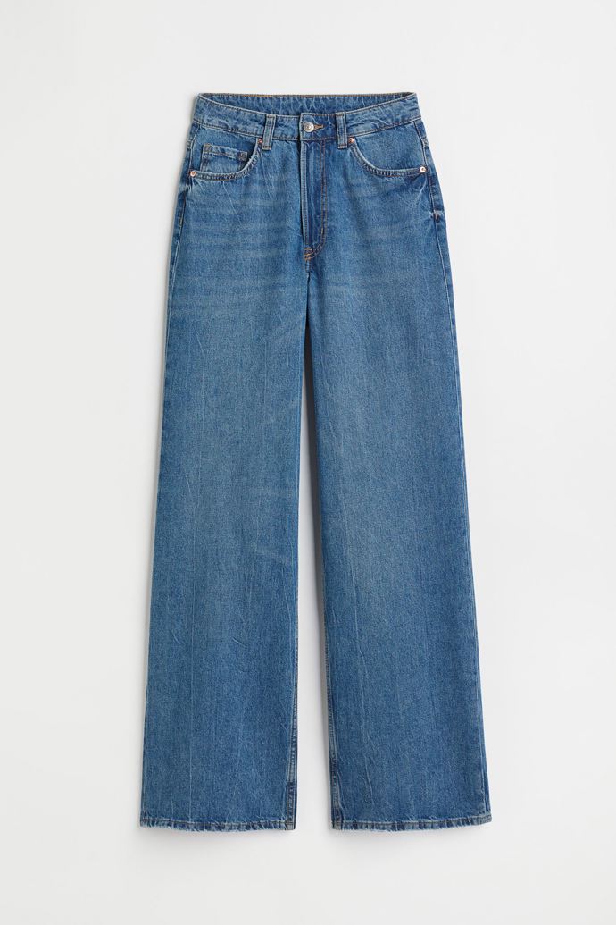Wide High Jeans. H&M, 799 Kč